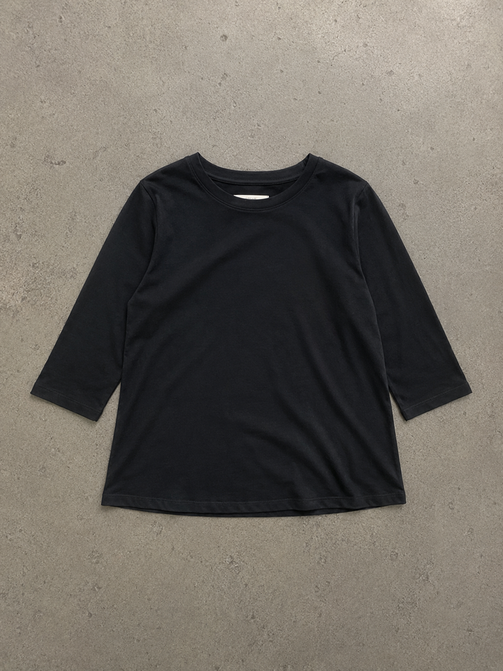 Nadia - Essential Comfort Tee